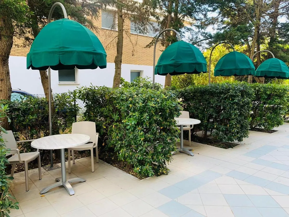 Hotel Bruna Cesenatico 3*,  Włochy