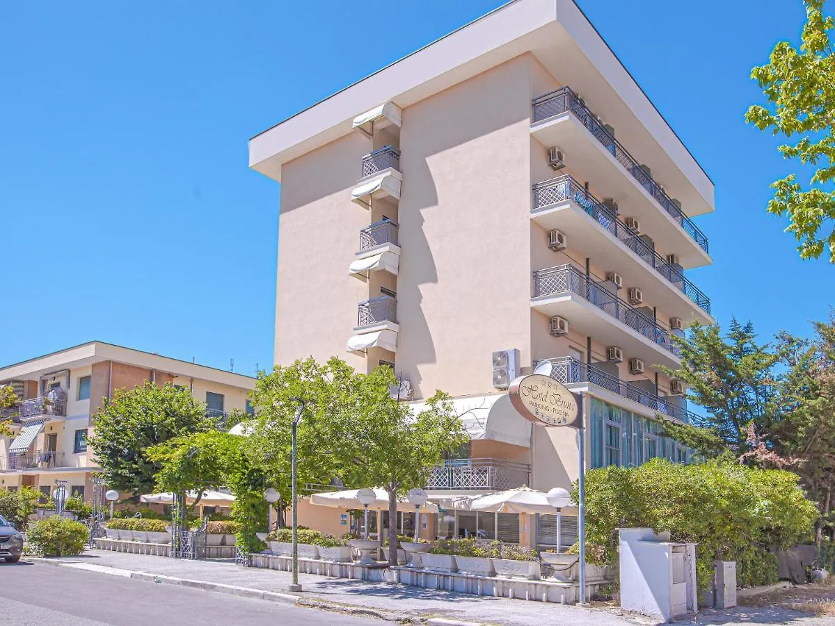 Hotel Bruna 체제나티코