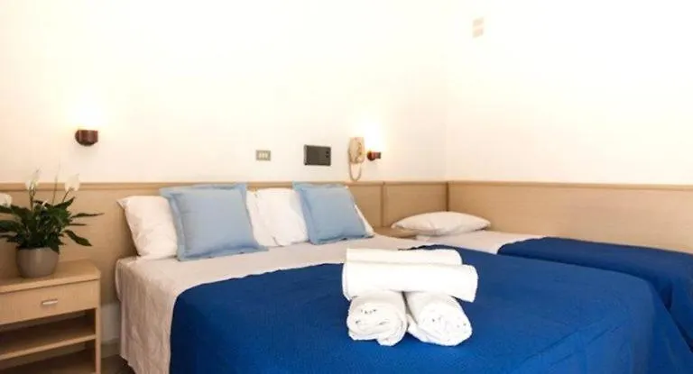 Hotel Bruna 체제나티코